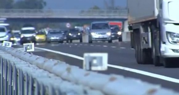 La Statale 36 si prepara a un weekend di intenso traffico: bollino nero sabato mattina, rosso nei giorni successivi