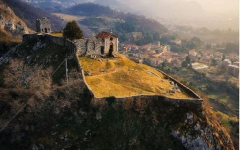 Lecco, inizia il corso per guide turistiche sui luoghi manzoniani