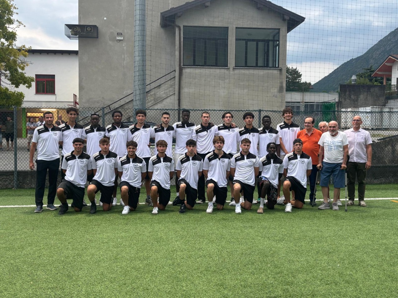 Presentazione della Prima Squadra della Polisportiva Valmadrera e riconoscimento a Mario Anghileri