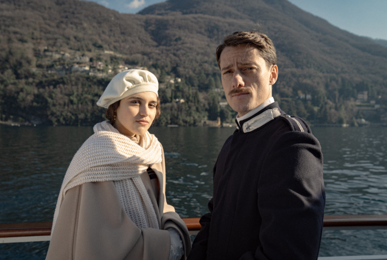 “Una finestra vista lago”: la nuova serie Rai ispirata a Andrea Vitali debutterà a settembre